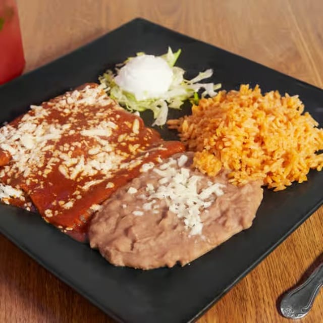 Enchiladas Suizas.